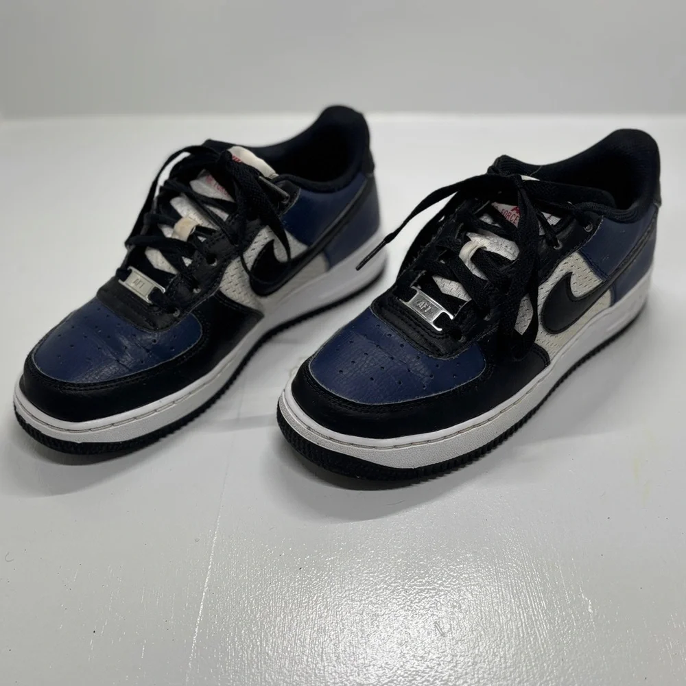 Nike Air Force 1 Low Kids 4.5Y Navy Black White Sneakers Classic AF1